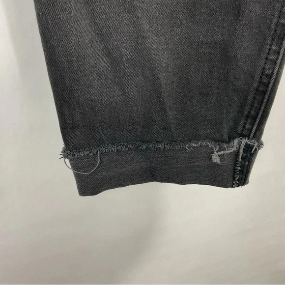 Hollister Black Ultra High Rise Mom Jean Size 3L - Picture 2 of 7